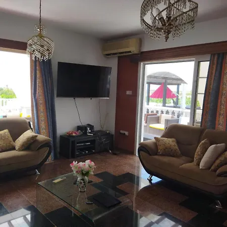 Villa Hotel Peyia