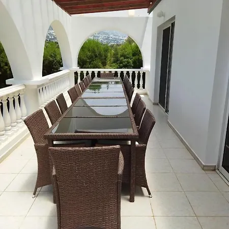 Villa Hotel 酒店 佩亚